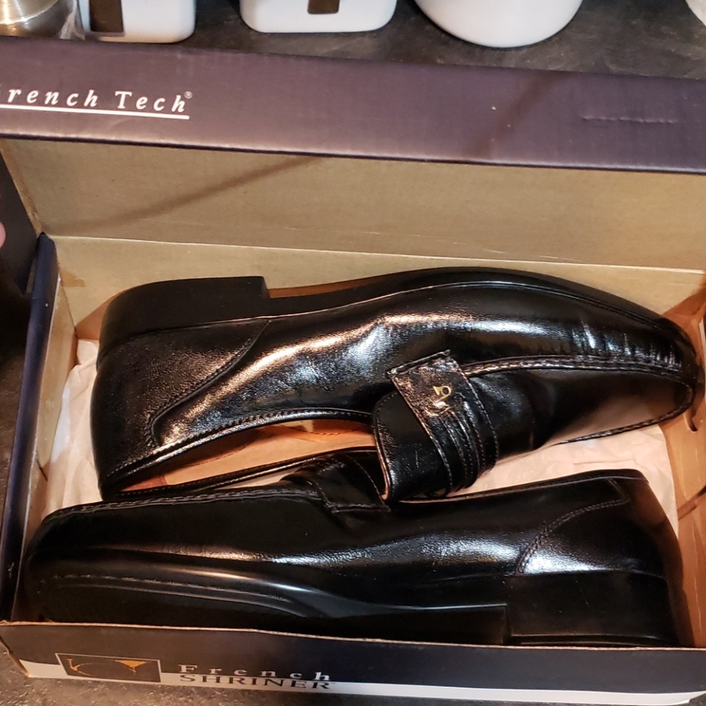 Size 13 M French Shriner Dayton shoes